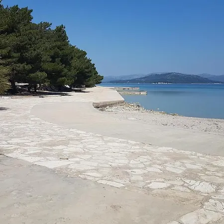 Villa Prova M *