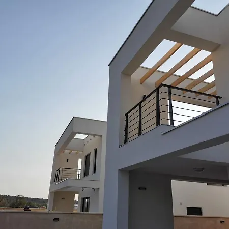 Prova M Villa